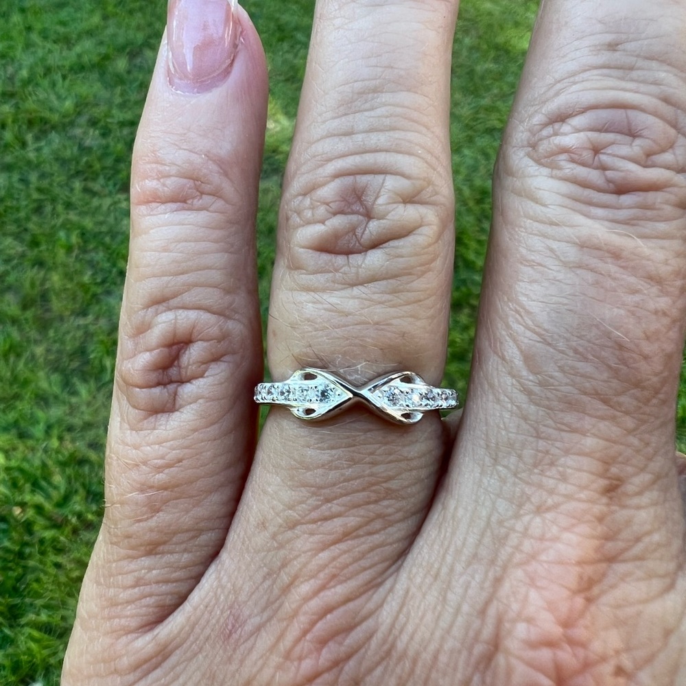 Sterling Silver Figure 8 Cubic Zirconia Ring with Inscription…I Chose Strength… - Picture 10 of 17